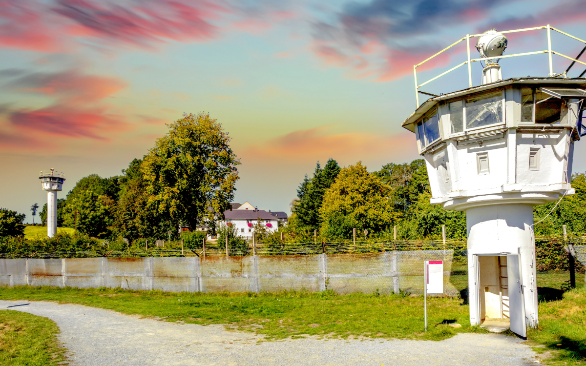 Ehemalige innerdeutsche Grenze im geteilten Dorf Mödlareuth